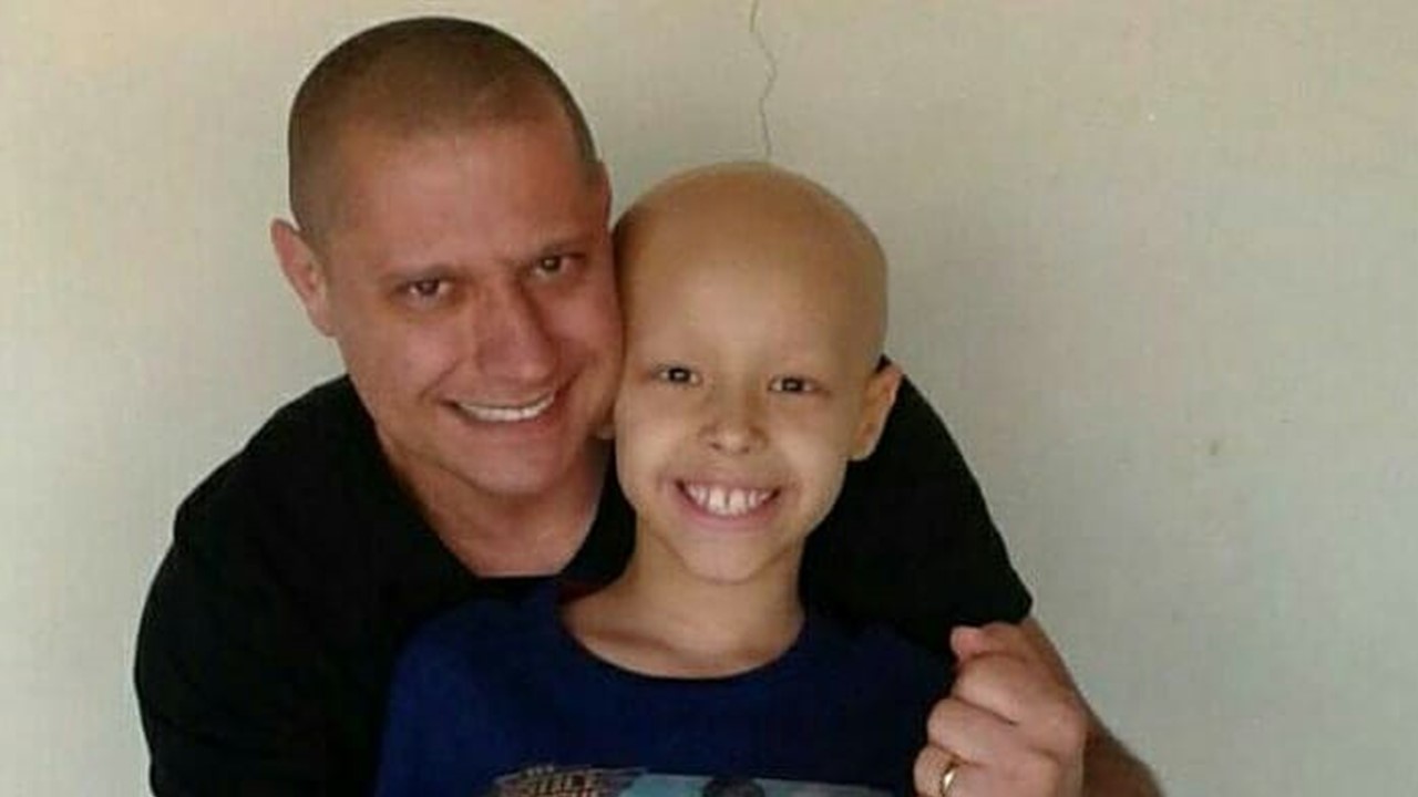 Pai de paciente do Boldrini encontra forças no filho na luta contra o câncer