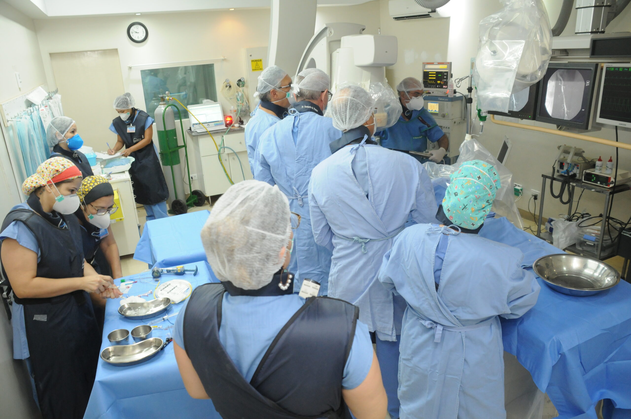 O procedimento teve como instrutor o cardiologista intervencionista dos Hospitais Beneficência Portuguesa e Oswaldo Cruz, de São Paulo, Dr. José Armando Mangione