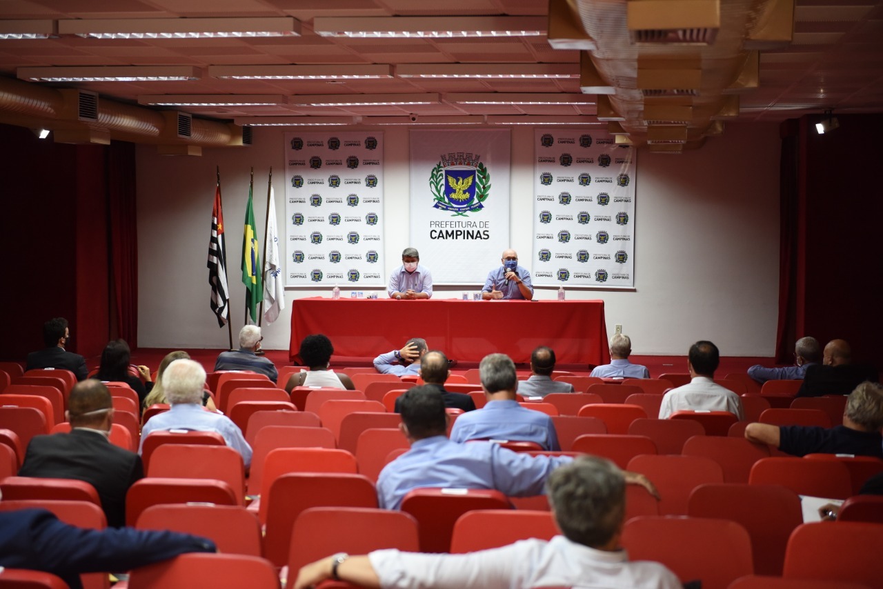 Prefeito Dário Saadi dá posse ao secretariado e cobra Plano de 100 Dias em Campinas