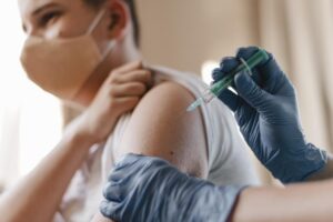 Amparo receberá 880 doses da vacina contra a Covid-19 na primeira remessa