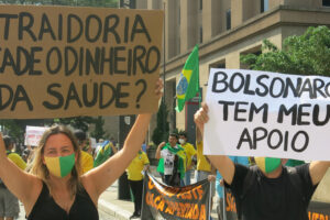 Manifestantes promovem atos pró-Bolsonaro e contra governadores pelo país