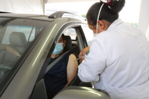 Vacinação de idosos com 73 anos ou mais começa nesta quinta-feira (17), em Limeira