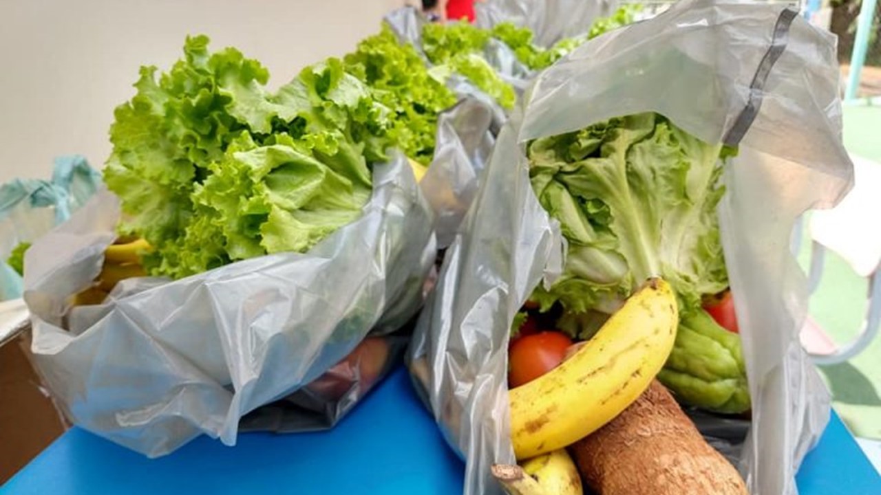 Cordeirópolis entrega mais de 1.400 cestas de hortifruti nas escolas da cidade