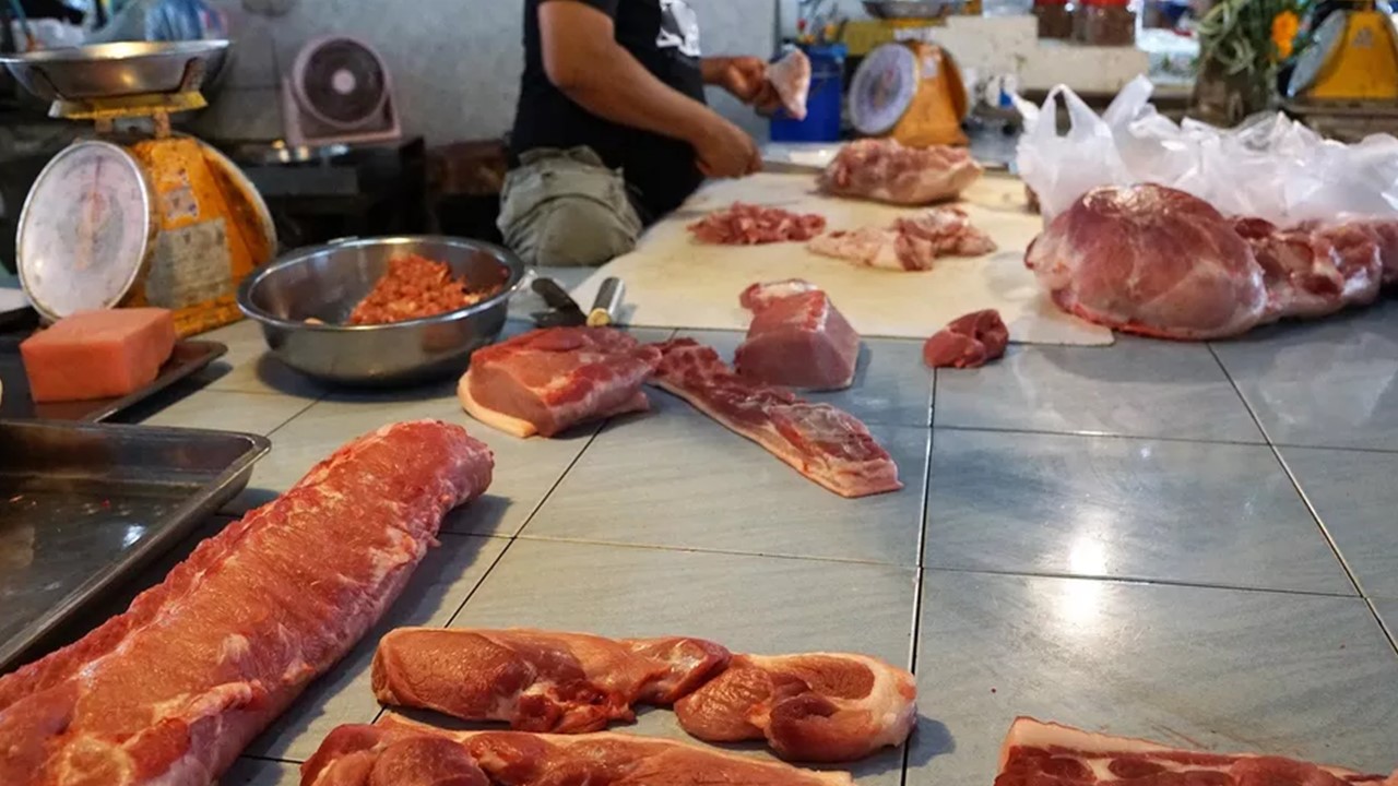 Rede São Vicente de supermercados abre 30 vagas para curso gratuito de açougueiro