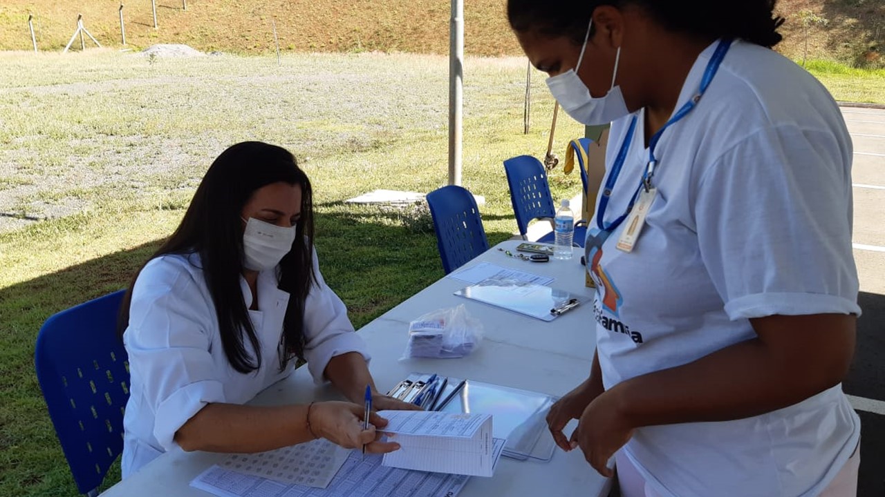Campanha contra gripe começa com 8 pontos de vacinação e drive thru em Limeira