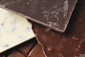 Excesso de chocolate e açúcar está ligado à morte por doenças do coração