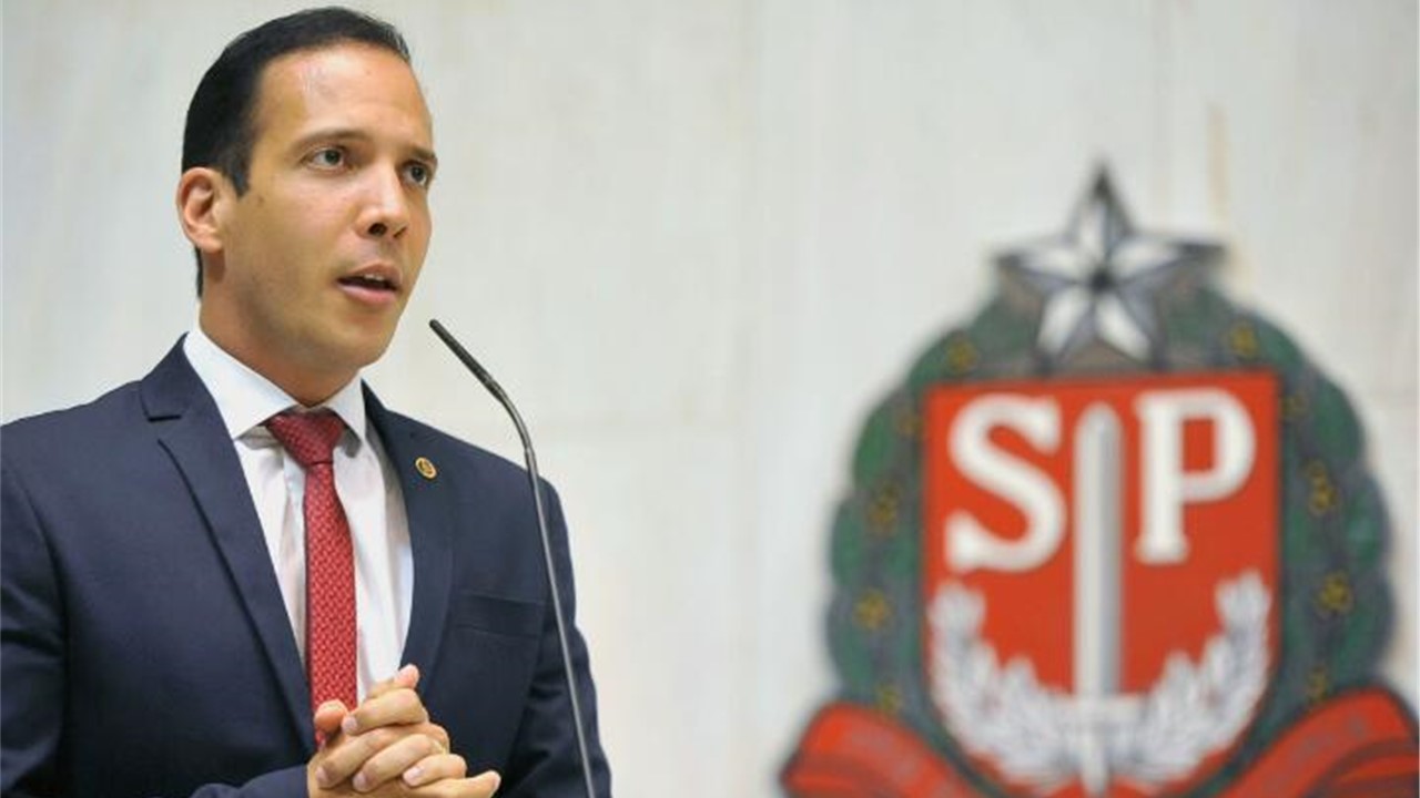 Deputado Murilo Félix pede inclusão de Limeira em programa de tornozeleira para agressores