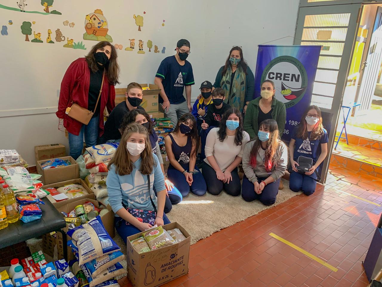 Colégio Acadêmico de Limeira arrecada 1,2 toneladas de alimentos em ação social