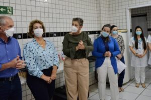 Equipe de vacinação do Limeirão recebe homenagem da Prefeitura de Limeira