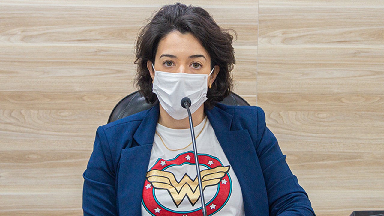 Vereadora Mariana Calsa cria Política Municipal de Promoção a Dignidade Menstrual