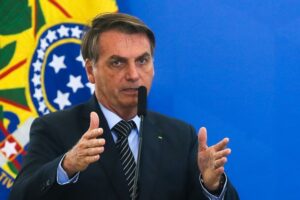 Bolsonaro diz que Brasil vai enfrentar problemas de abastecimento