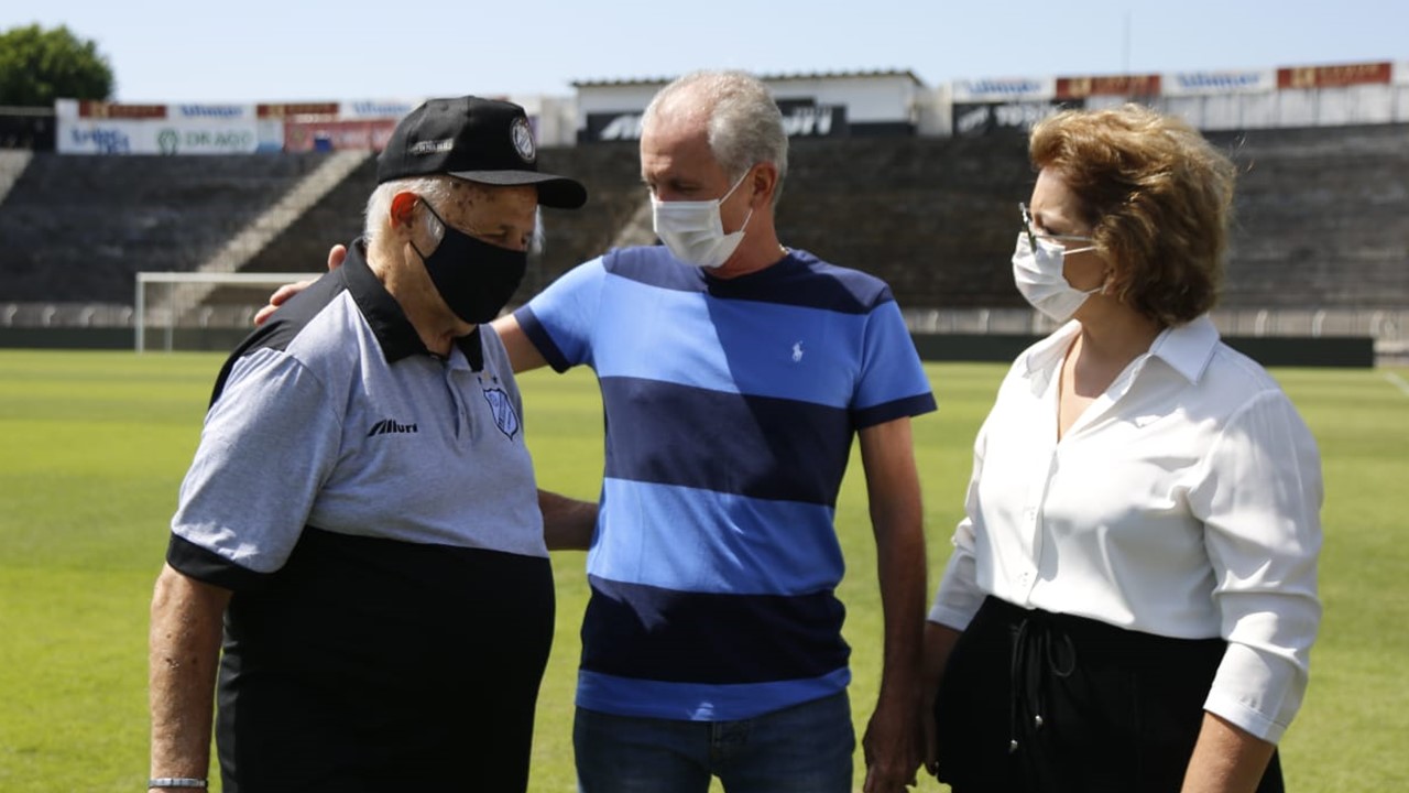 Prefeito Mario Botion participa de homenagem ao ex-treinador Pepe
