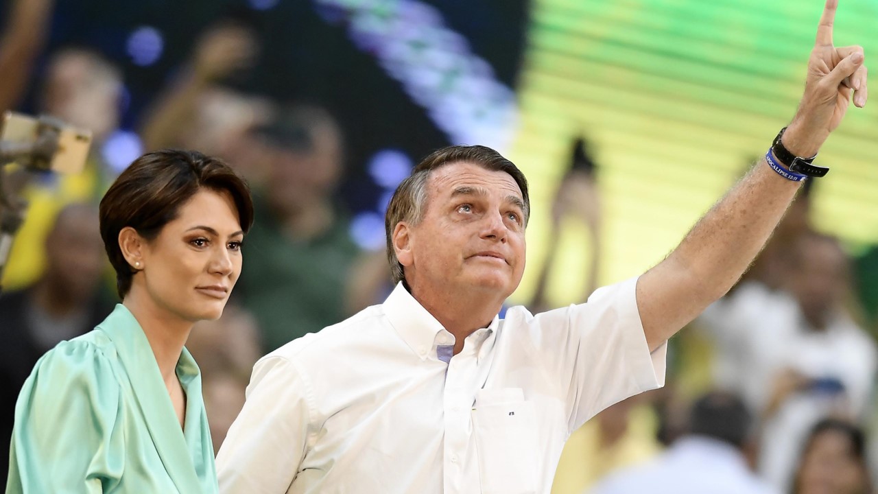 Bolsonaro oficializa candidatura à reeleição