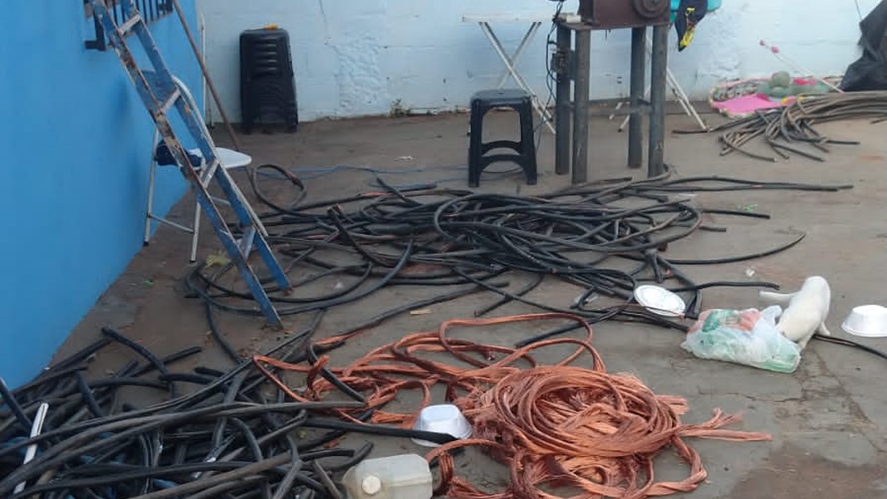 GCM apreende quase 1 tonelada de fios e cabos de cobre