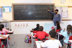 Piracicaba divulga classificação prévia de concurso da Educação para os cargos de professor