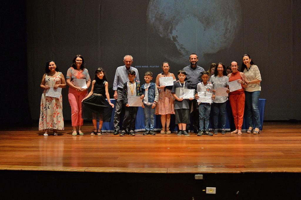 Alunos de Limeira são premiados na Olimpíada Brasileira de Astronomia e Astronáutica