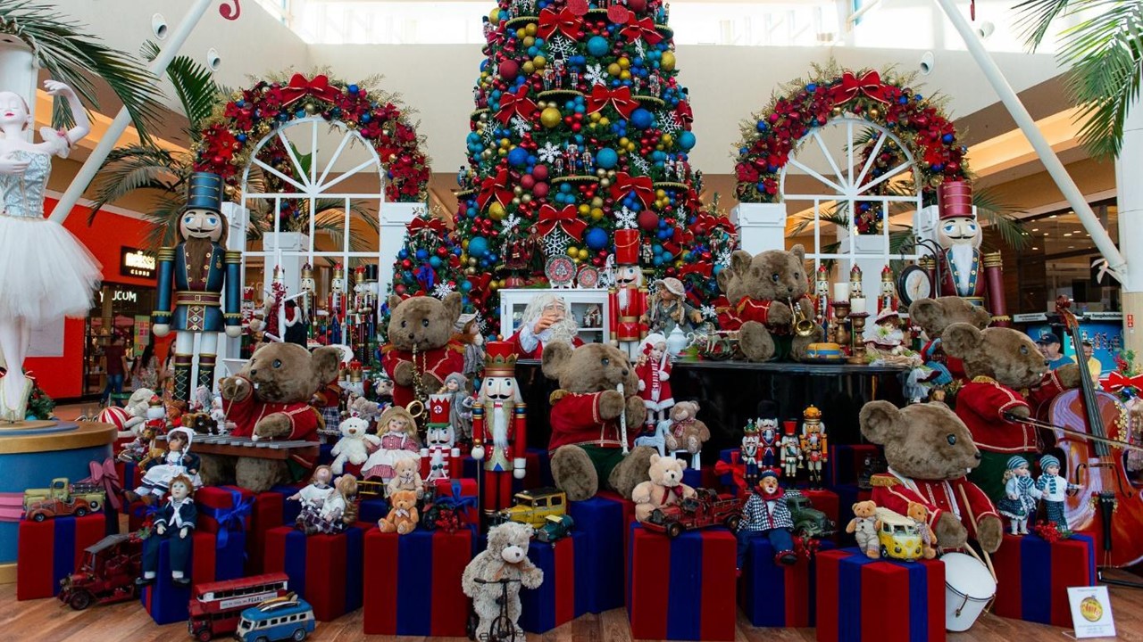Promoção de Natal e Decoração Natalina continuam até o início de janeiro no Polo Shopping Indaiatuba