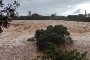 Rio Piracicaba entra em estado de alerta devido às chuvas