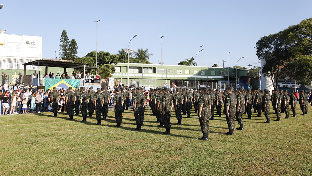 Evento de ingressos de 100 jovens no Serviço Militar de Limeira