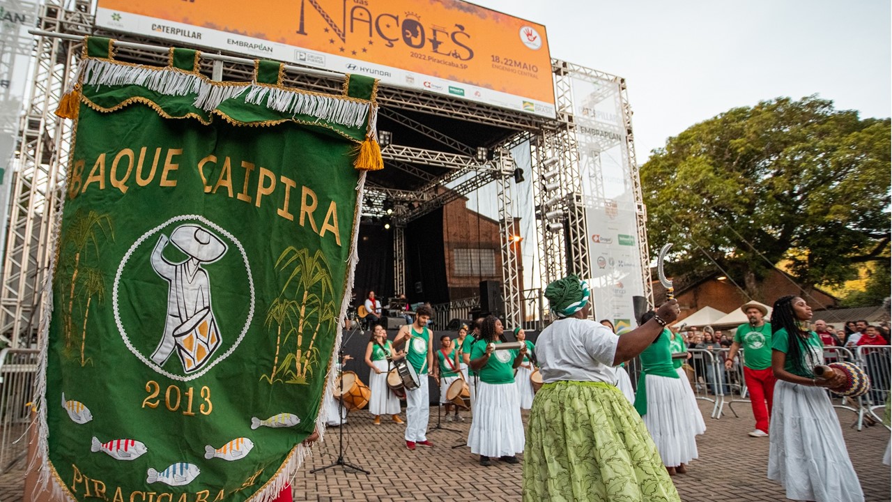 Maracatu Baque Caipira se apresenta no sábado (20) na Festa das Nações de Piracicaba