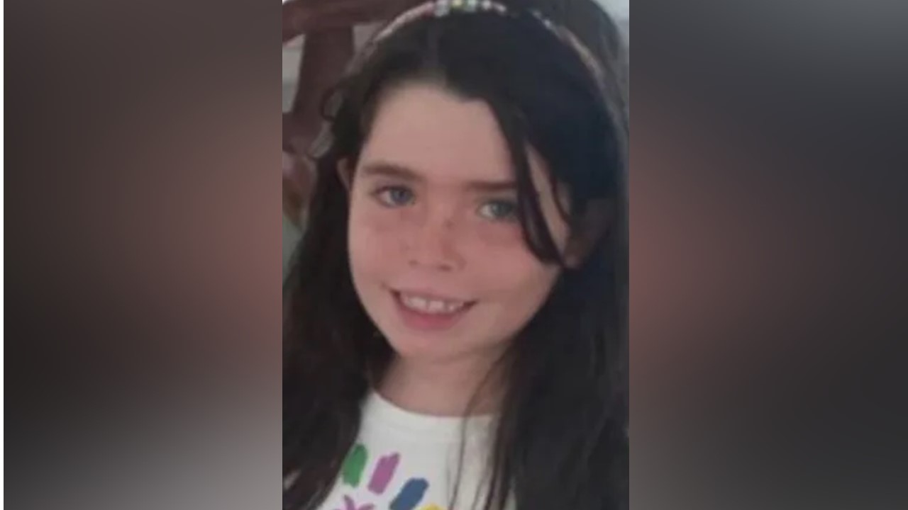 Tragédia em Guarapari: menina de 8 anos morre ao cair de apartamento no 8º andar Helena Peçanha de Paula Costa