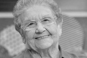 Vovó Palmirinha Onofre morre aos 91 anos após complicações renais