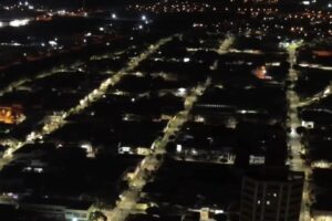 Cordeirópolis moderniza iluminação pública com troca de lâmpadas por LED