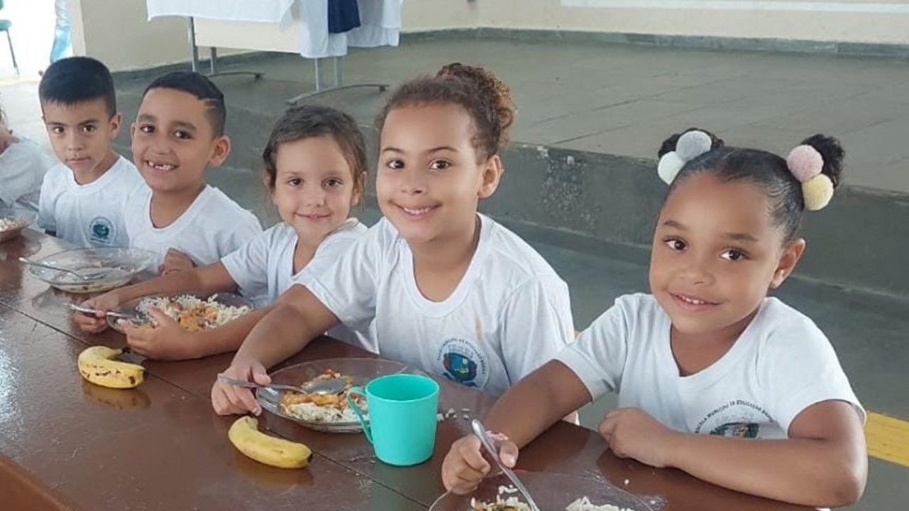 Valinhos amplia merenda para 12 mil alunos Pacote de melhorias do segundo semestre inclui também novidades na alimentação em 100% das escolas municipais