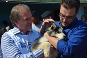 Prefeito Luiz Dalben sanciona projeto que institui terapia assistida por pets em Sumaré