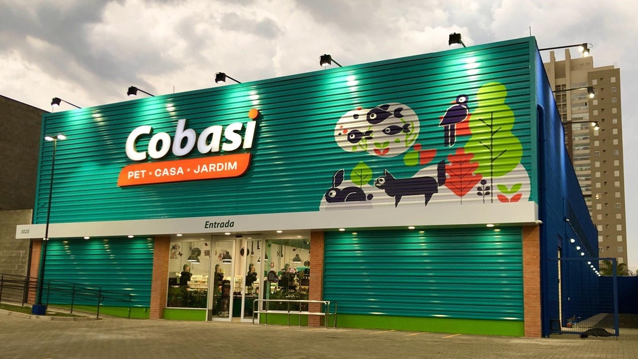Cobasi inaugura nova loja em Limeira Cobasi inaugura nova loja em Limeira. Nova unidade está localizada no bairro Jardim Maria Bruschi Modeneis