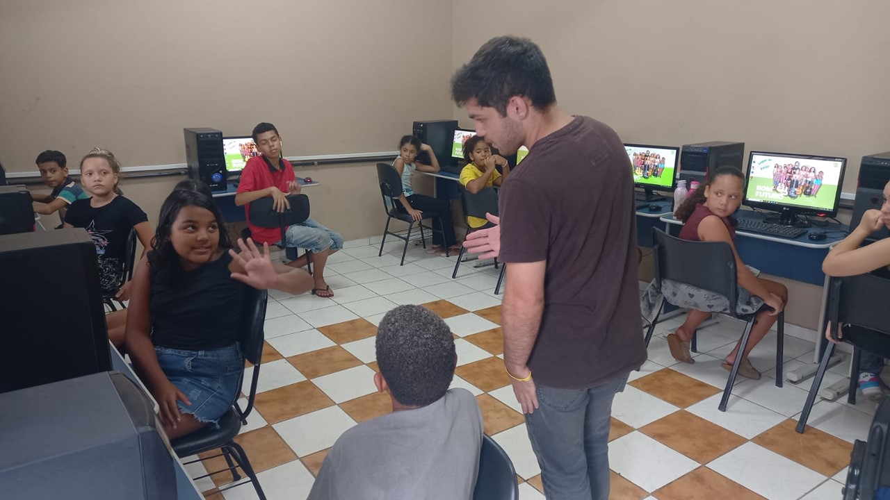 Projeto Bom Futuro leva cursos para crianças da região do bairro Matão em Piracicaba