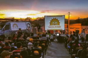 CineSolarzinho chega a São João da Boa Vista com sessões gratuitas de cinema movido a energia solar, pipoca e várias atrações
