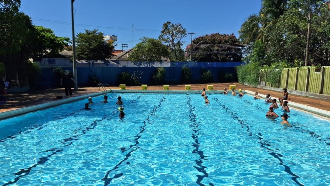 Aulas gratuitas de natação e hidroginástica em Campinas